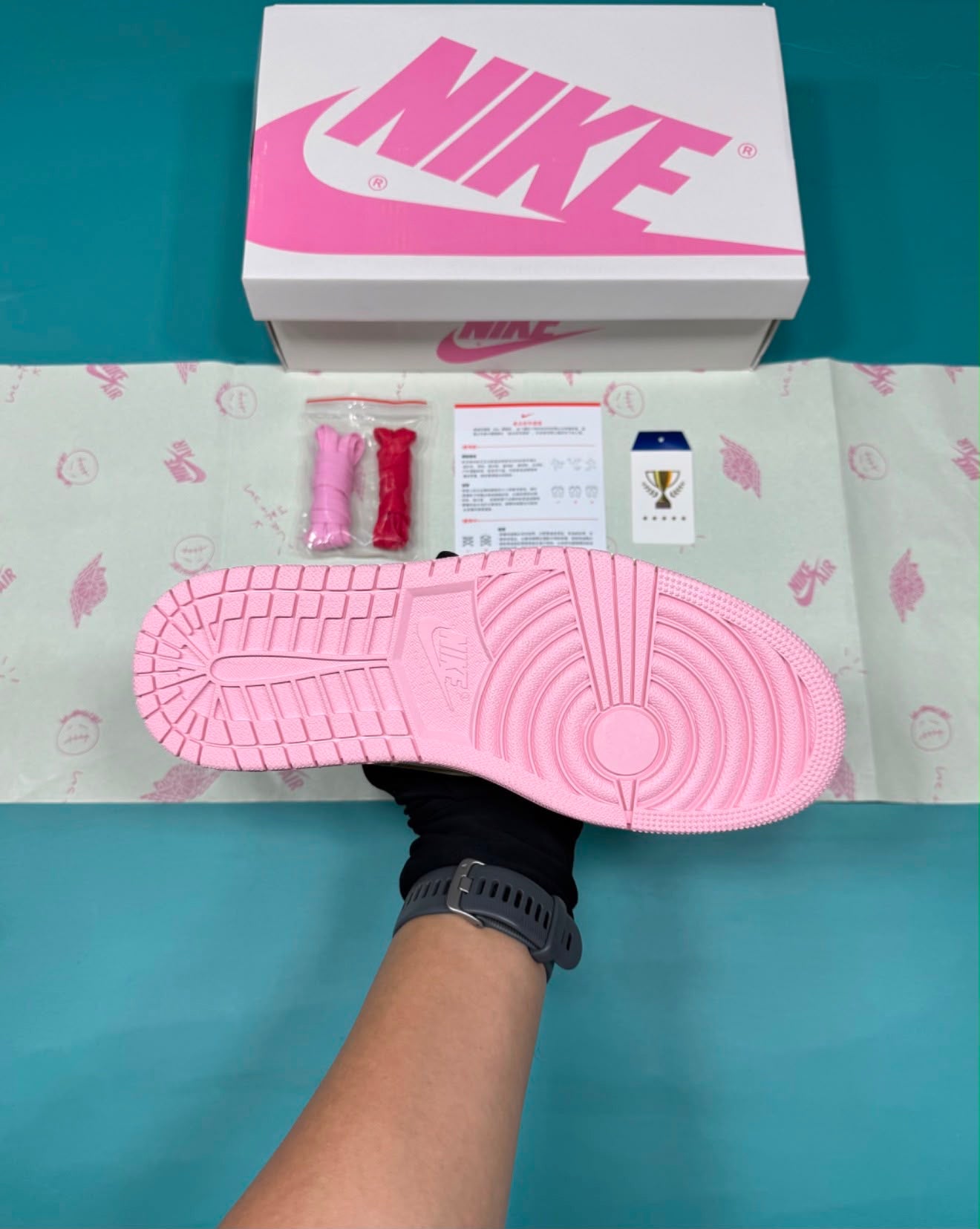 Air Jordan 1 Low — Pink / Cream